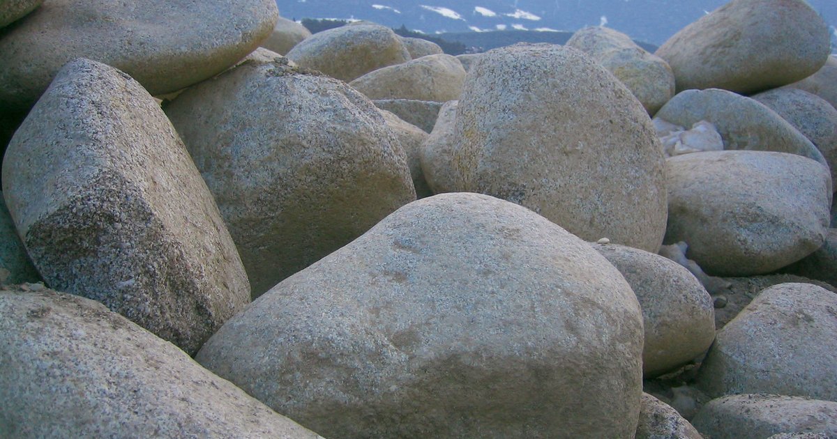 rocks • Beton Eisack